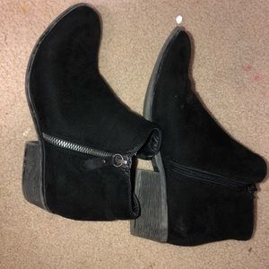 Ankle boots